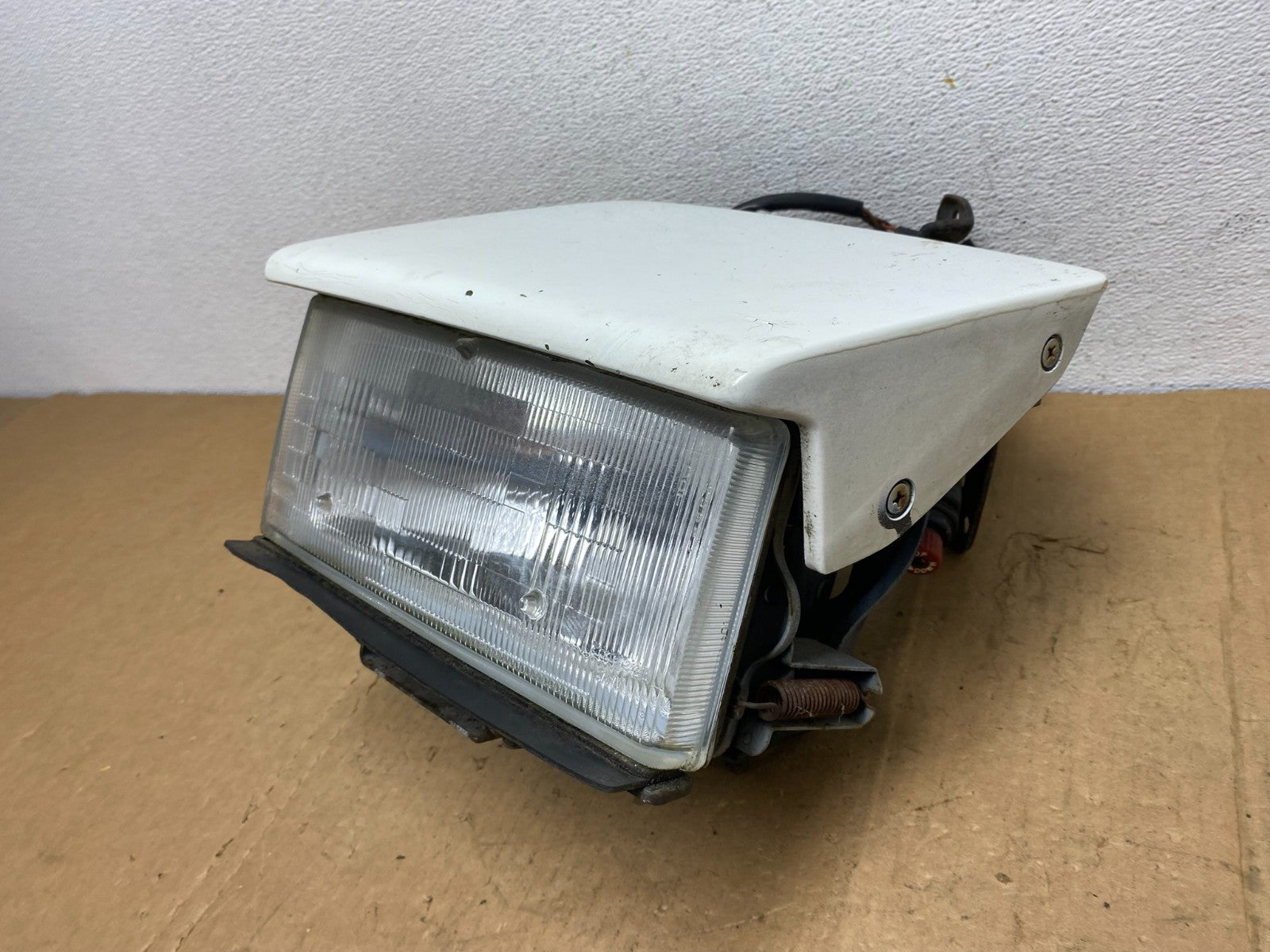 1987 to 1989 Nissan 300ZX Left Driver LH Side Halogen Headlight AD1348 DG1