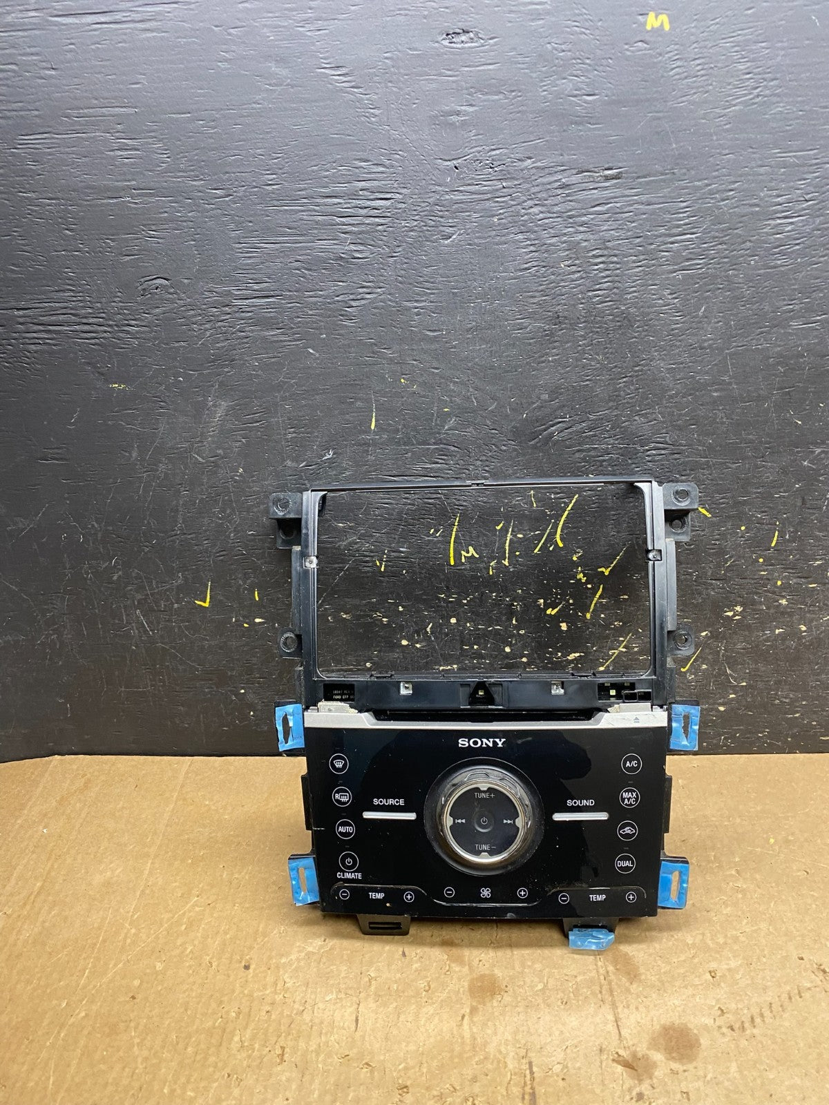 2011-2014 Ford Edge Heater Climate Control Sony Radio CD Control Dash Z4498 DG0