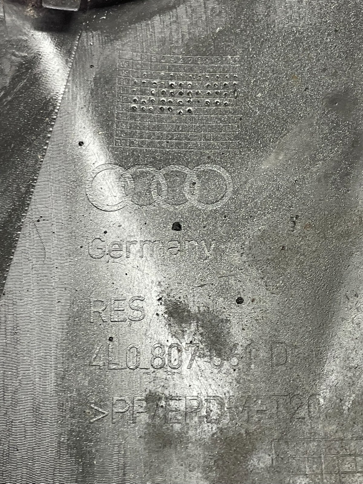 2010-2015 Audi Q7 Front Bumper Left Driver Fog Light Cover Trim OEM aa8910 DG9
