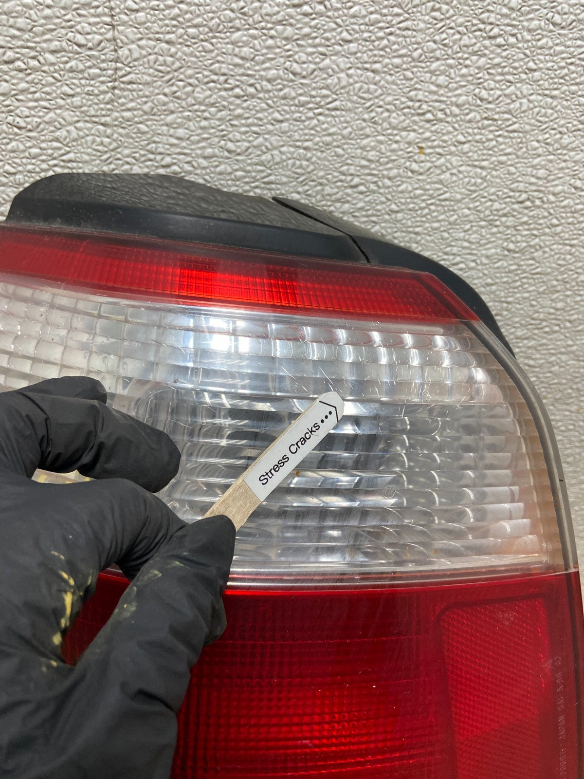 2001 2002 Subaru Forester Left Driver LH Side Tail Light AA4172 DW4