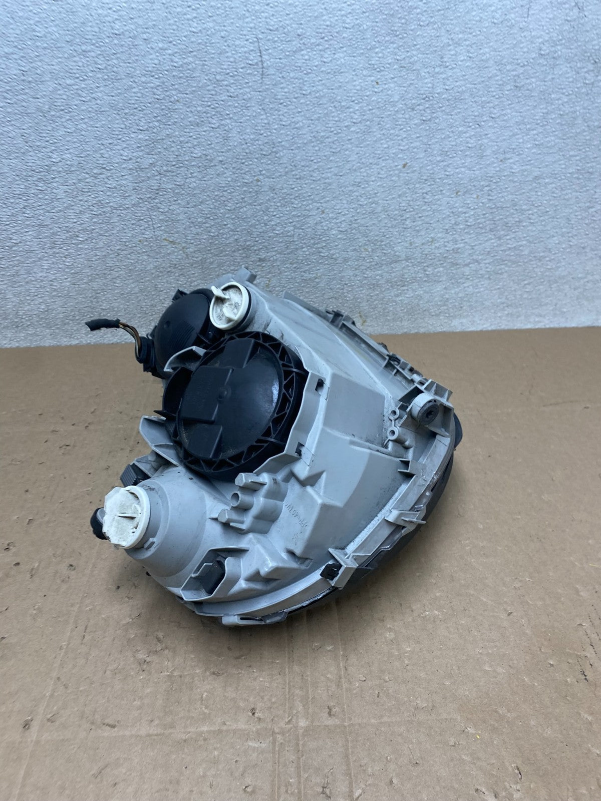 2001-2004 Mercedes-Benz C Class Halogen Left Driver Headlight AD1178 DW7