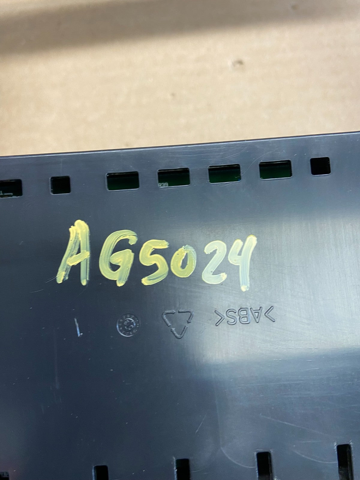 2004 to 2008 Ford F150 Radio Climate Dash Bezel Surround Black ag50244 DG5