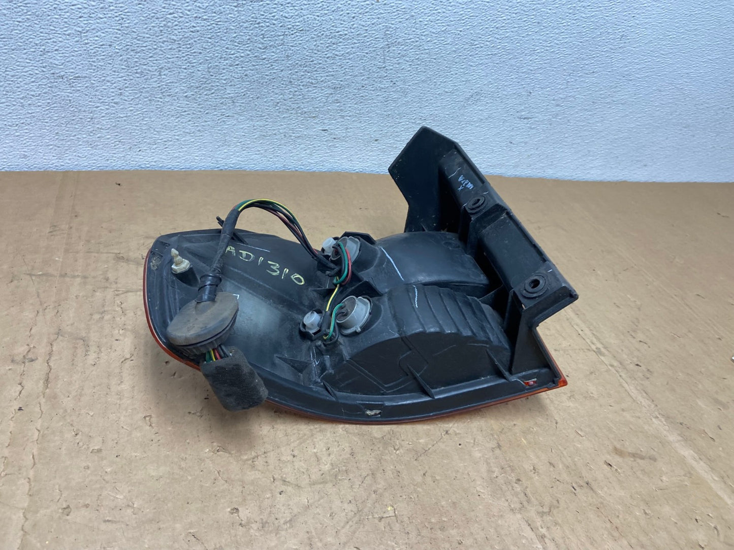 1999 2000 2001 Honda Odyssey Right Passenger Side Tail Light AD1310 LK5