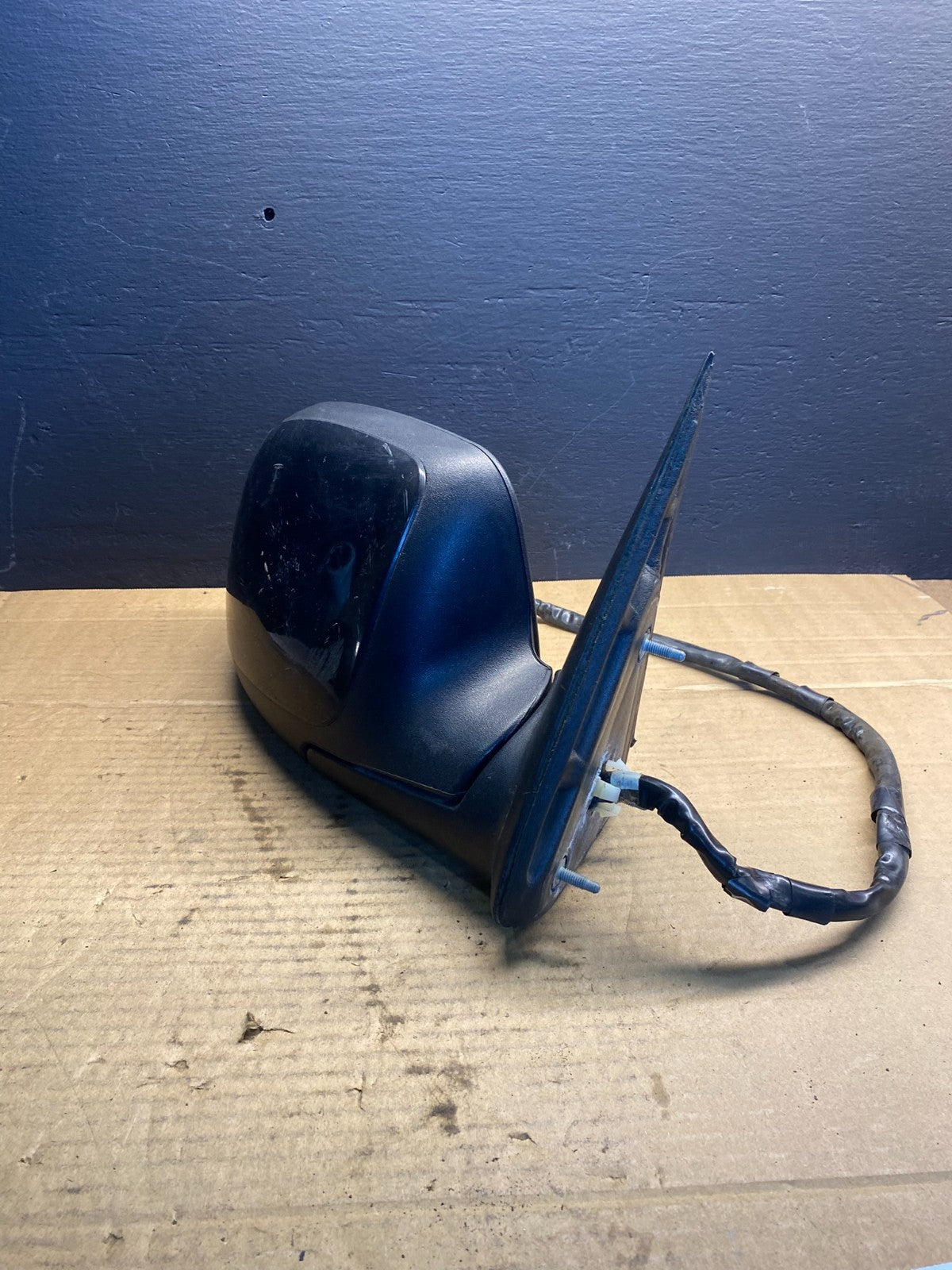 2003-2006 Chevrolet Tahoe Suburban Right Passenger Turn Door Mirror AB7097 MS2