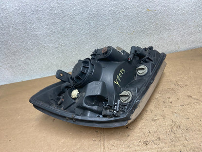 2005 to 2006 Kia Sportage Left Driver LH Halogen Headlight Y7013 DW7