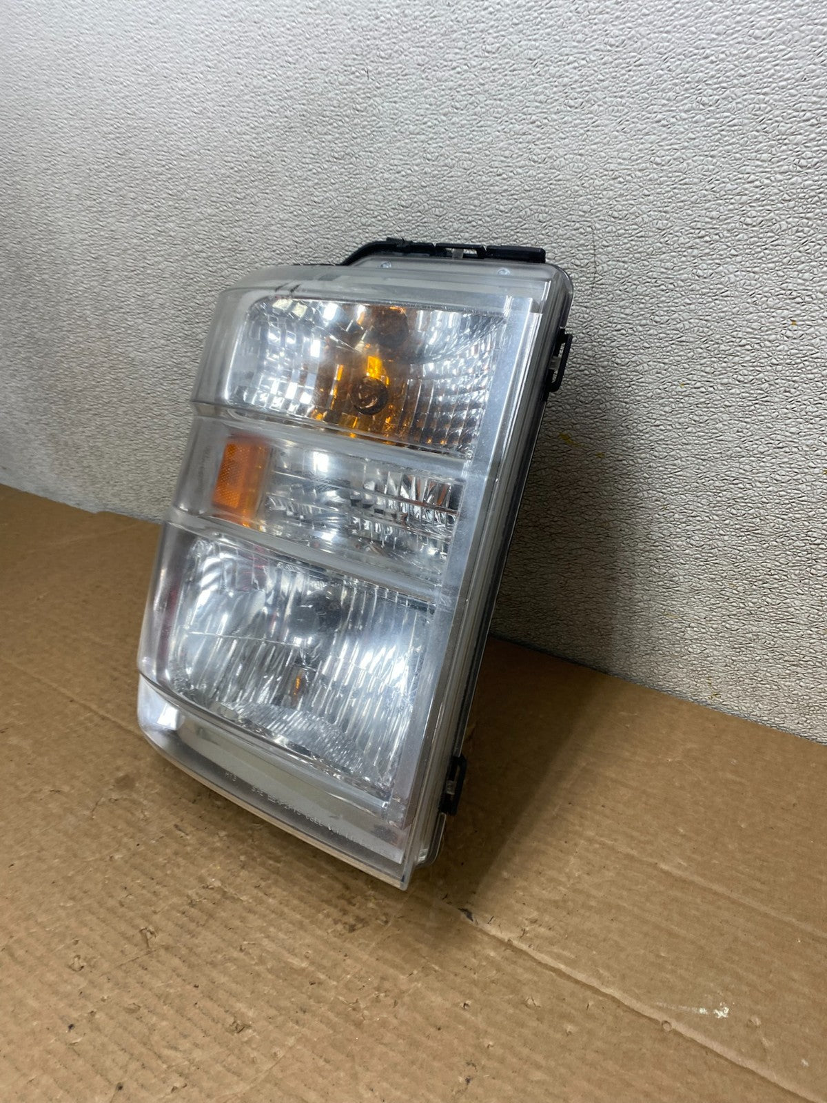 2008-2014 Ford Econoline E150 E250 E350 Right Passenger Headlight Oem Z2593 DW1