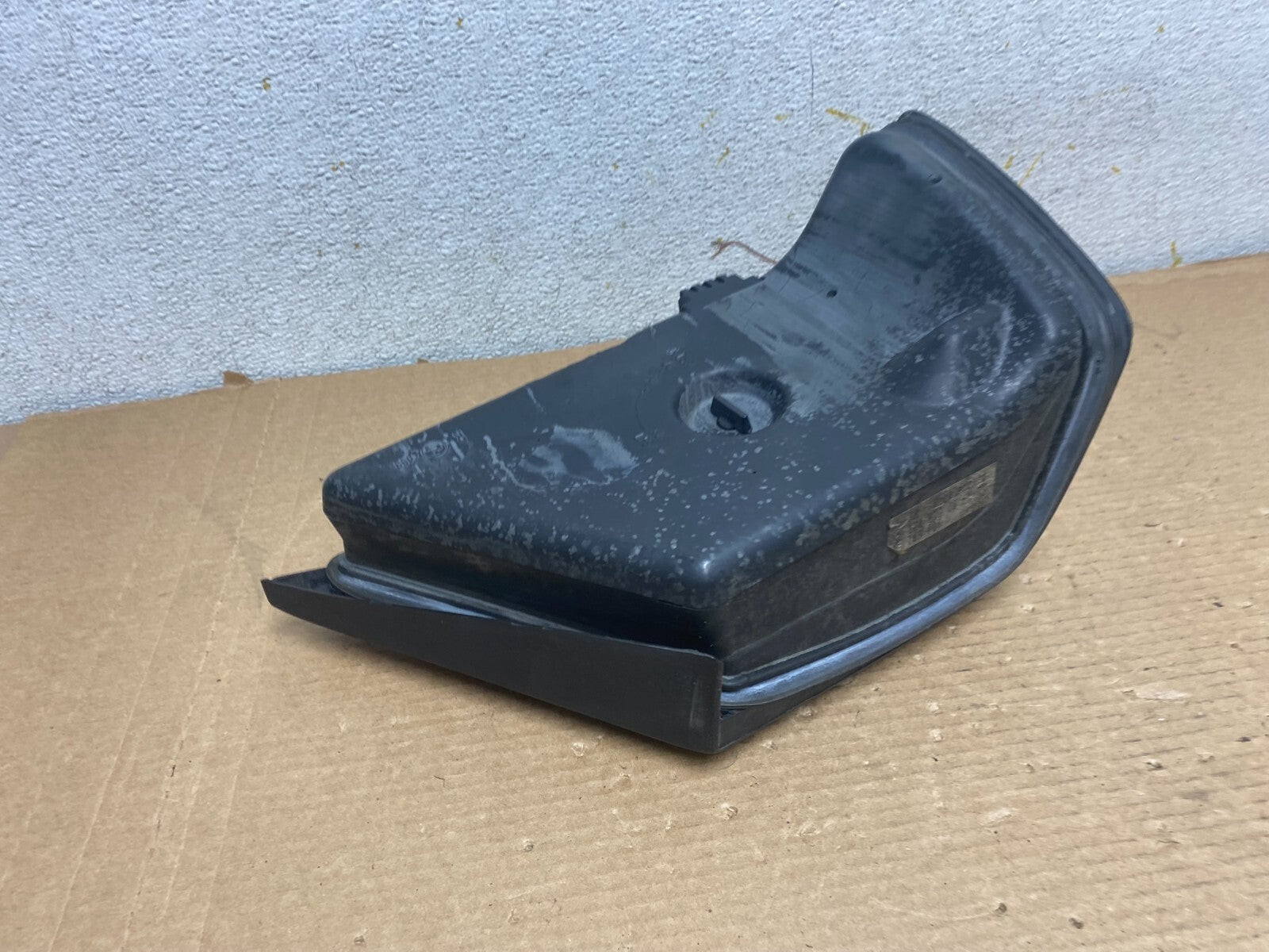 1994 to 1995 Mercedes E Class W124 Right Passenger RH Side Tail Light N9714 DW6