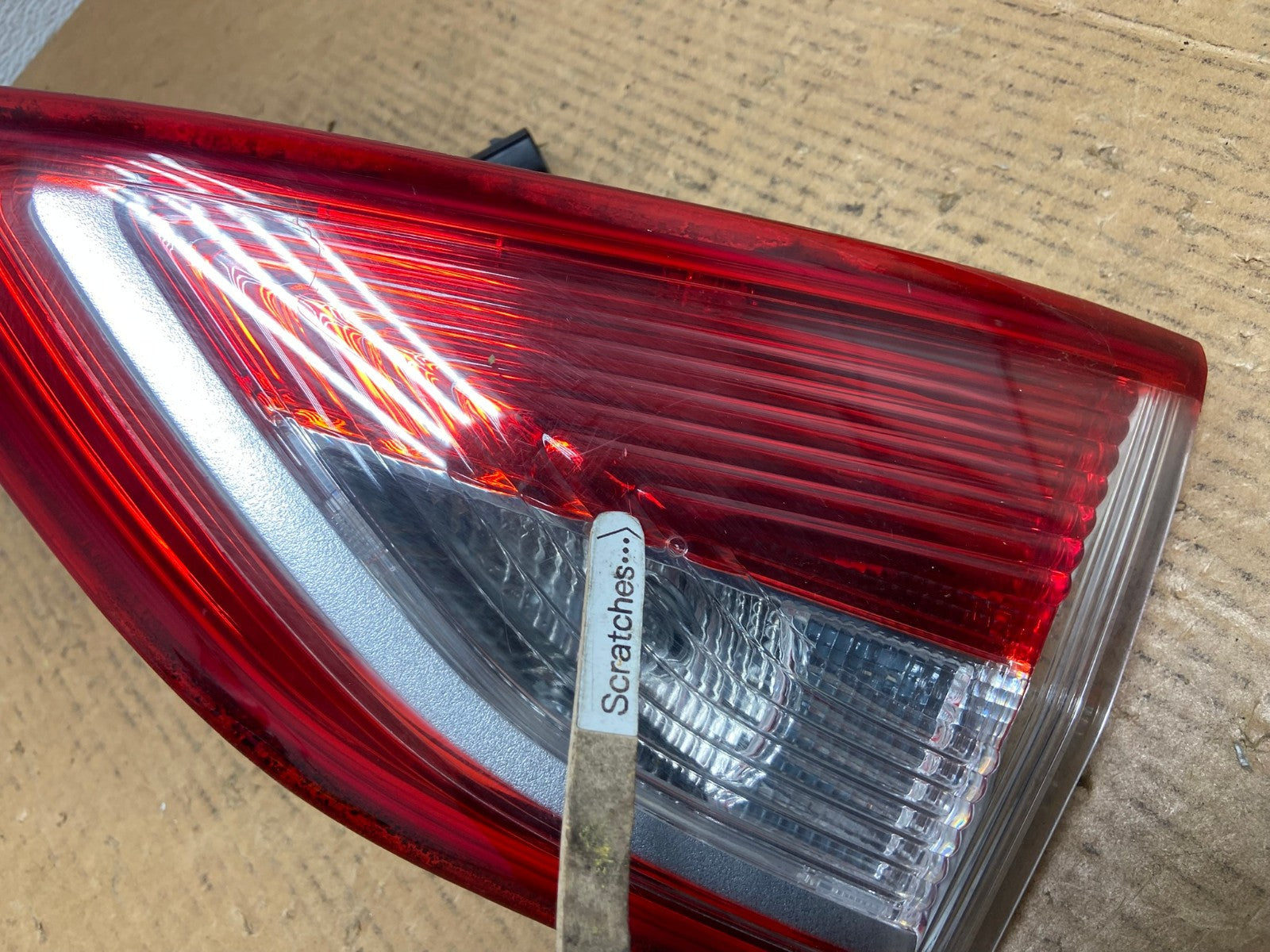 2013 to 2016 Ford Escape Right Passenger RH Side Inner Tail Light AE1347 LK3