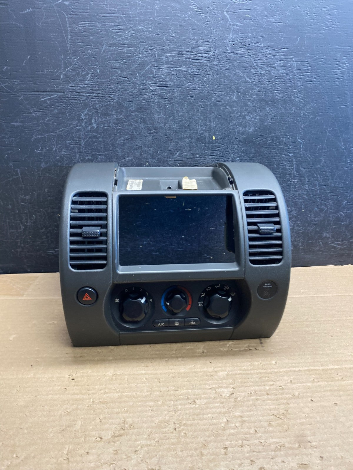 2005-2008 Nissan Pathfinder Radio A/C Heat Temperature Climate Control AG8373 DG0