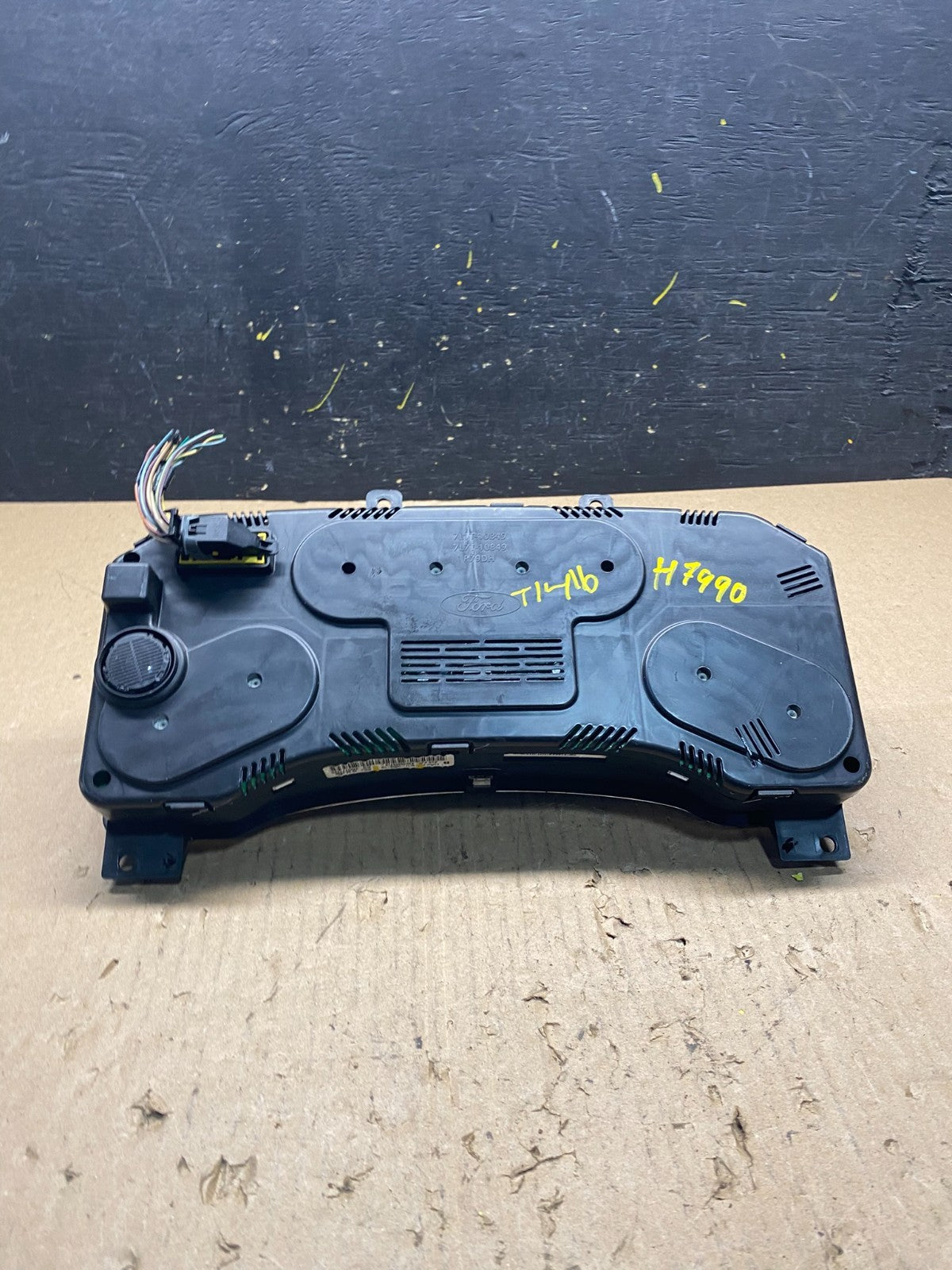 2007 2008 Ford Expedition Speedometer Cluster Gauge 8l1t-10849-eb T1416 DG5