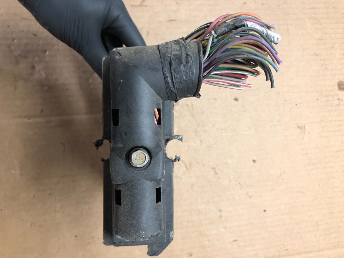 2000 Ford E-Series Engine Control Module Computer ECU ECM A4393 DG11