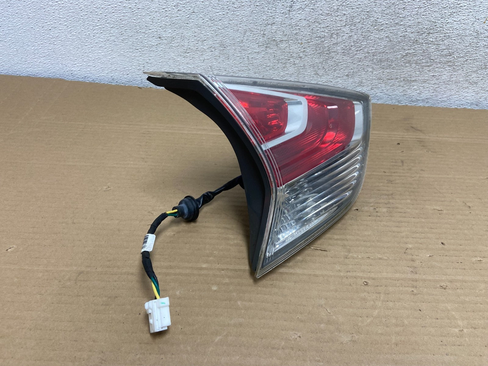 2014-2016 Nissan Rogue Left Driver LH Side Outer Tail Light Inner AG8893 DW1