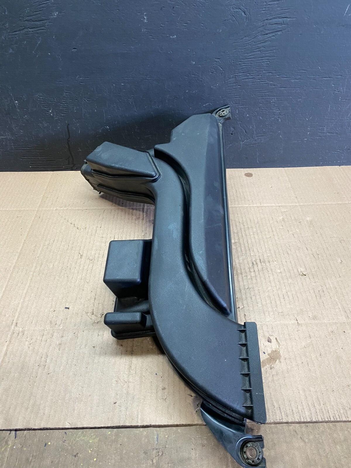 2013 to 2018 Nissan Altima 2.5L Front Air Cleaner Intake Duct Tube OEM E3813 DG13