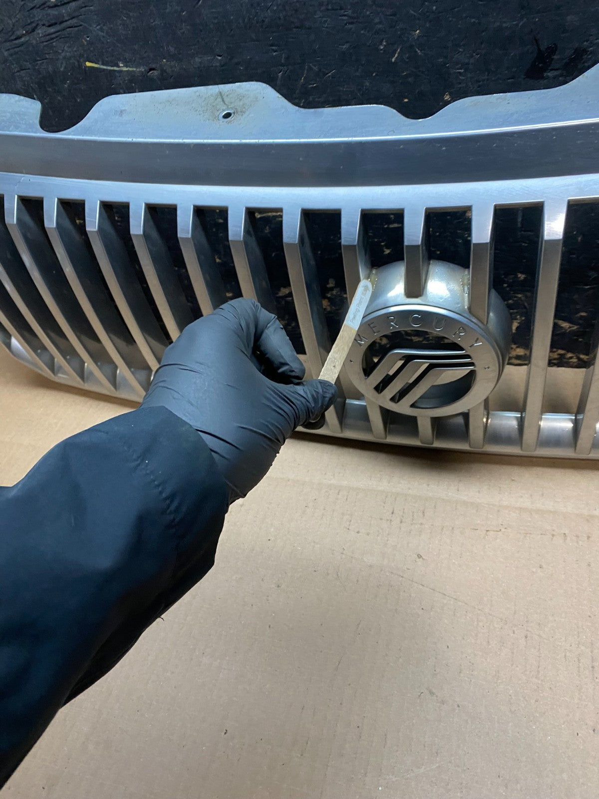 2002 to 2005 Mercury Mountaineer Front Upper Grill Grille Oem W5680 DG5