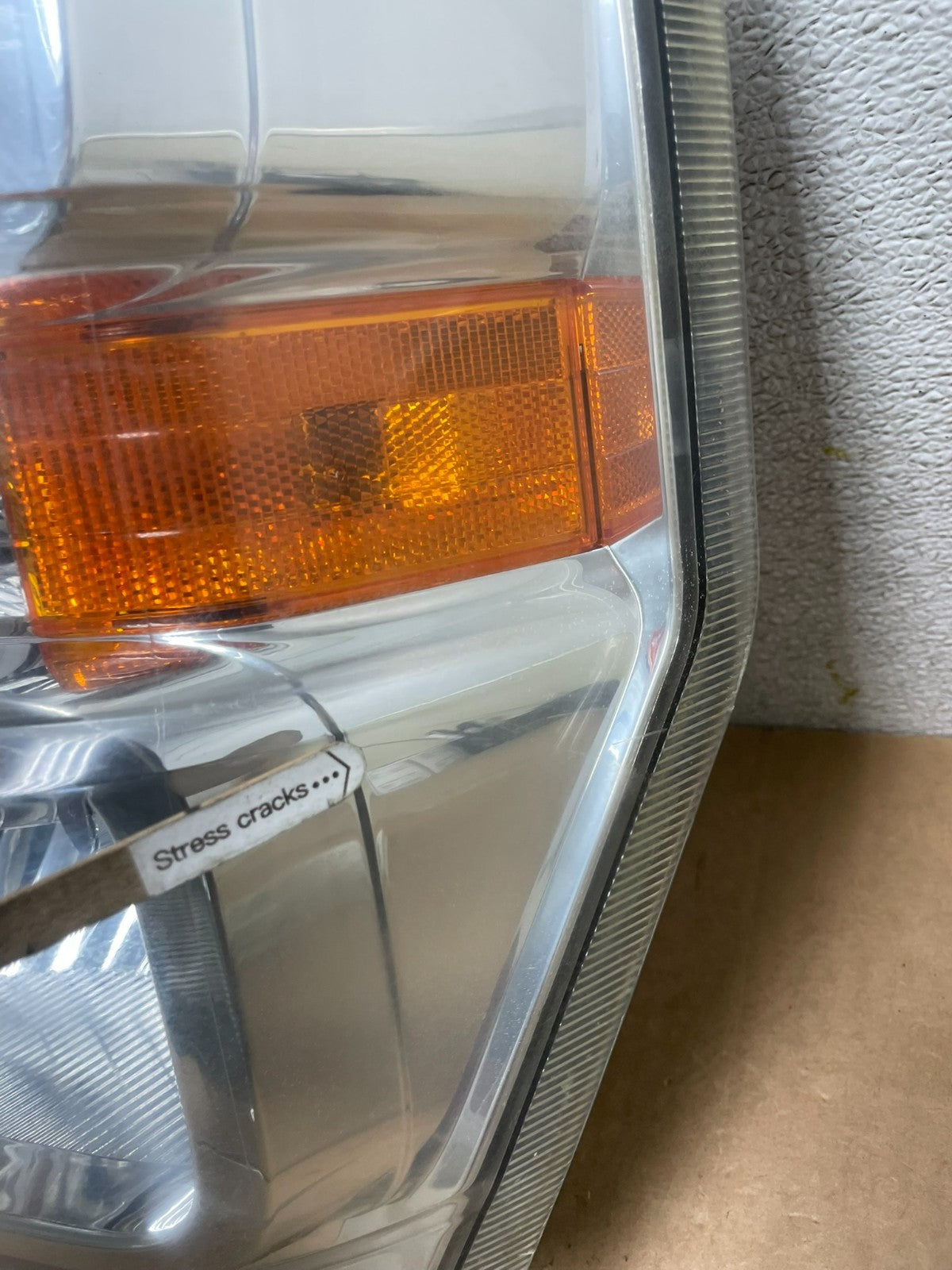 2008-2014 Ford Econoline E150 E250 E350 Left Driver LH Headlight OEM Q6736 DW9