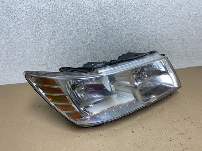 2009 to 2017 Dodge Journey Headlight Right Passenger Rh Halogen AG6908 DW2
