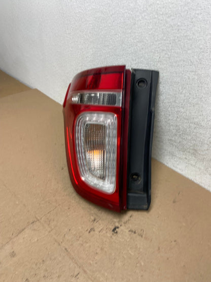 2011 2012 2013 2014 2015 Ford Explorer Left Driver LH Side Tail light AF4654 LK1