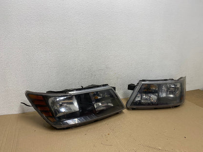 2009 to 2017 Dodge Journey Headlights Left+Right Set Halogen AE9500 LK2