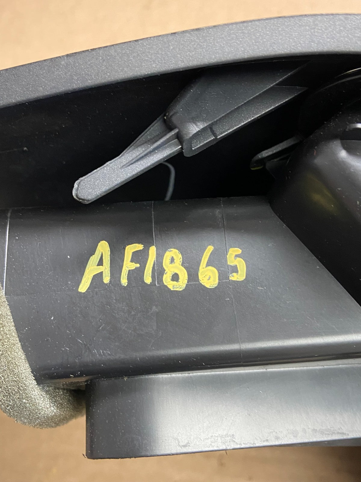 2011-2019 Dodge Journey 4.3 Radio Display Screen Bezel Trim Air Vents AF1865 DG6