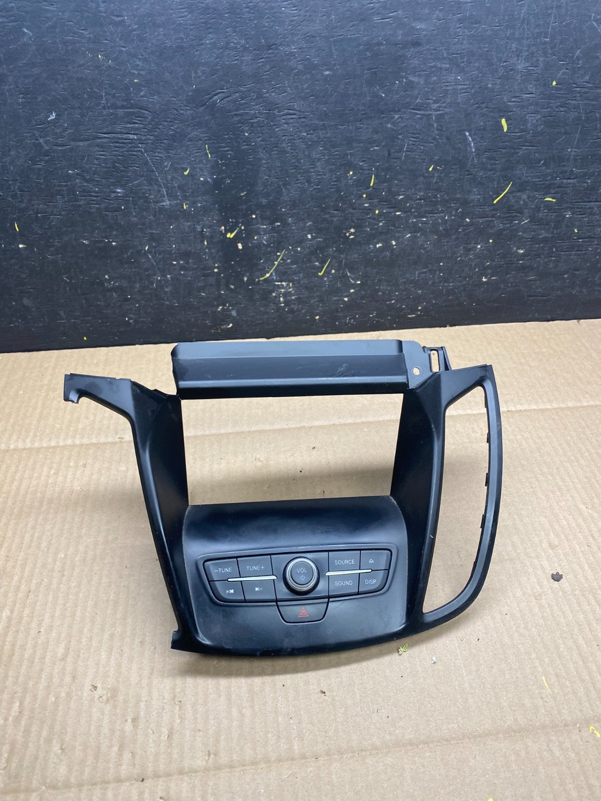 2017 2018 2019 Ford Escape Dash Radio Control Panel Bezel U5907  DG0