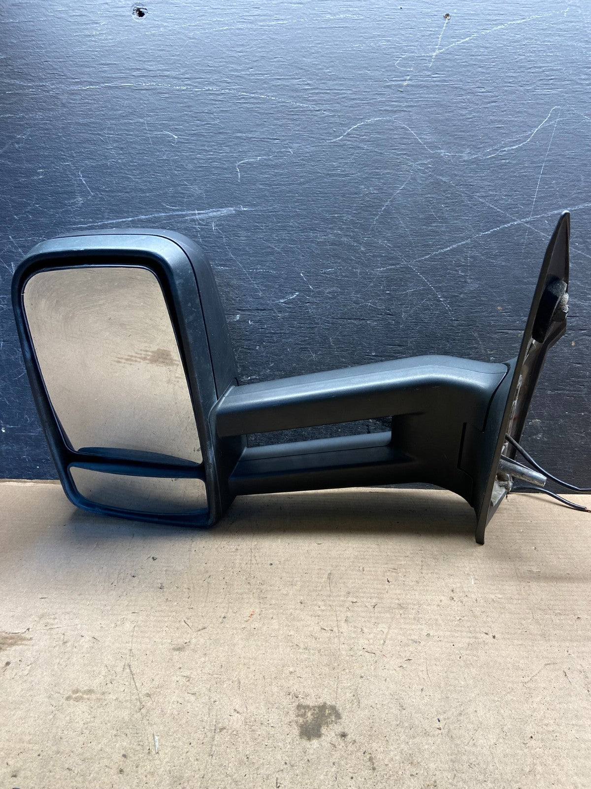 2007 to 2018 Mercedes-Benz Sprinter Left Driver Side View Door Mirror Q6030 DG8