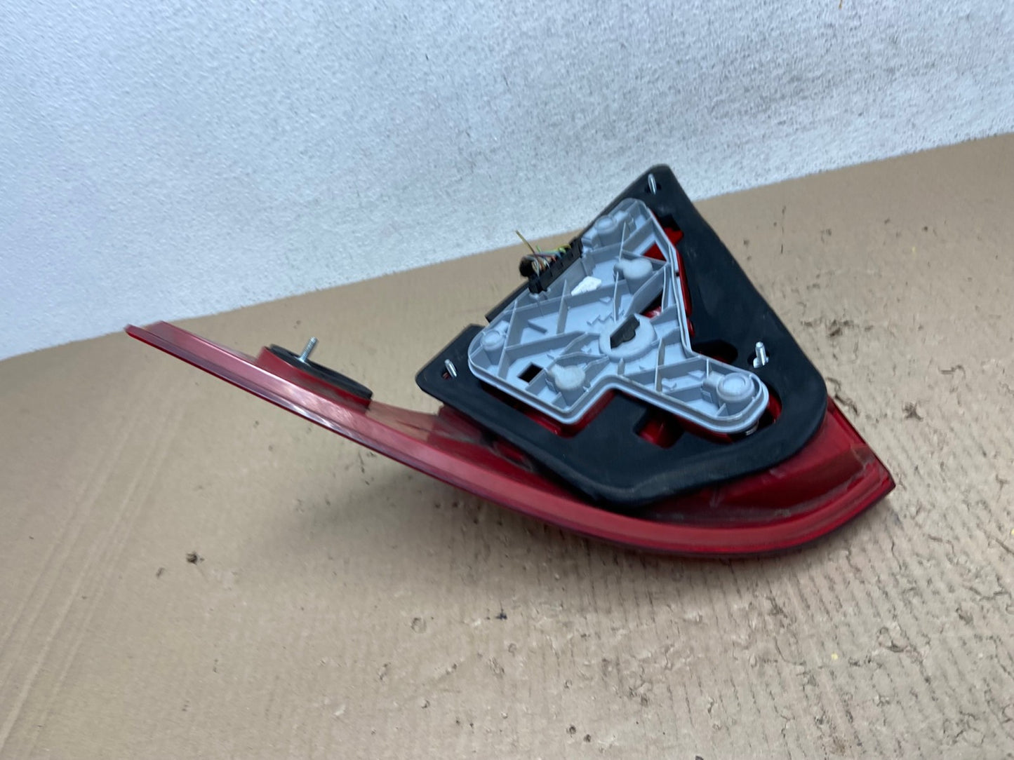 2005-2007 Mercedes-Benz C230 C240 W203 C-Class Left Driver Tail Light AF2956 LK3