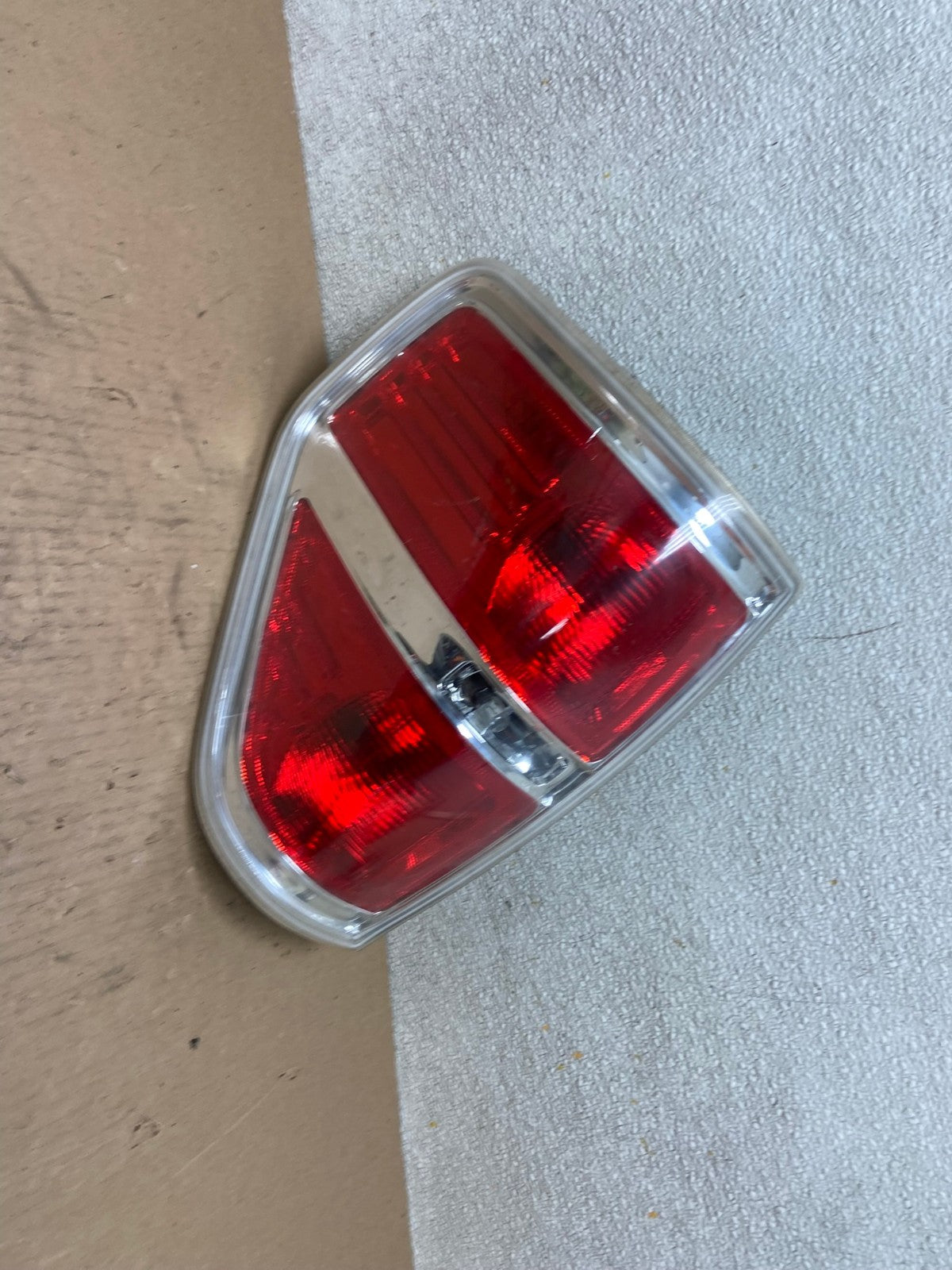 2009 to 2014 Ford F150 F-150 Left Driver LH Side Tail Light OEM AB6051 LK0