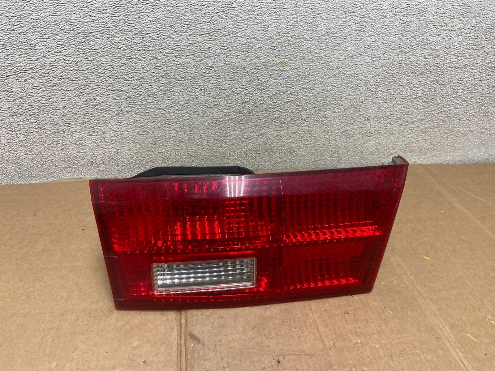2005 Honda Accord Left Side Driver Lh Inner Trunk Lid Tail Light OEM AA0985 DW0