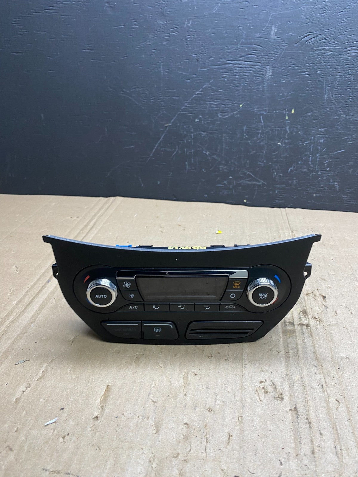 2013 2014 2015 Ford Escape Ac Heater Climate Control Temperature Oem AB9001 DG0