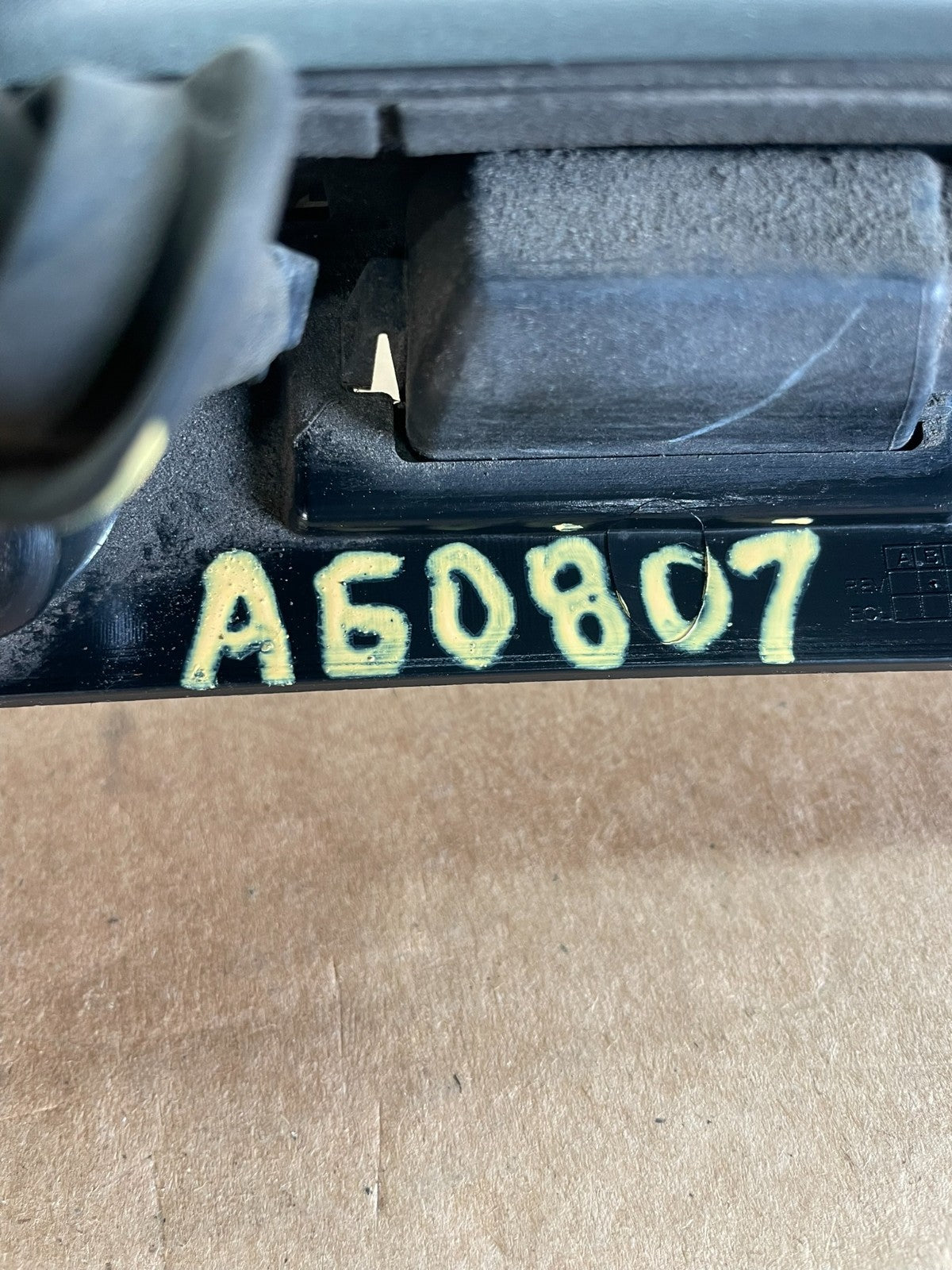 2016-2019 Ford Explorer Interceptor Rear Tailgate Molding With Camera AG0807 DG5