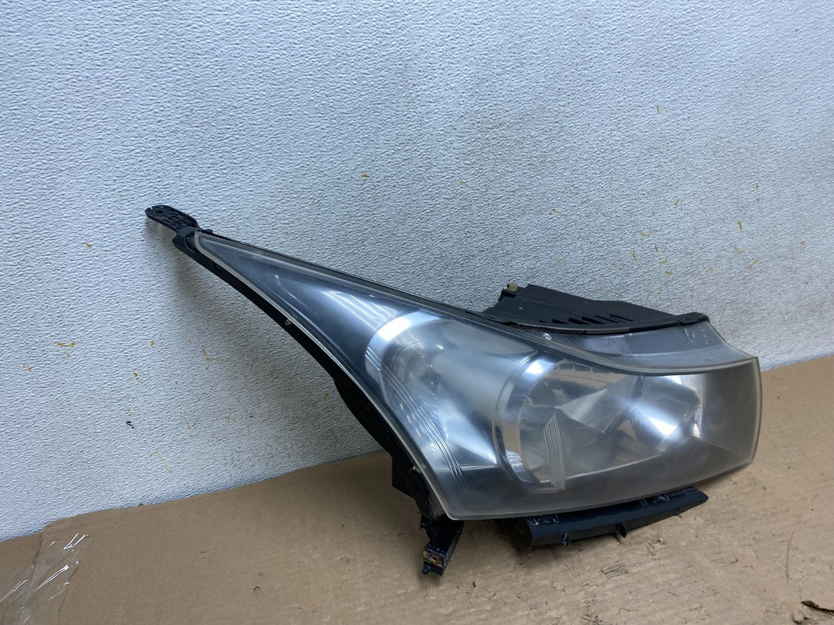 2011 to 2015 Chevrolet Cruze Halogen Right Passenger Rh Headlight AI1081 DW2