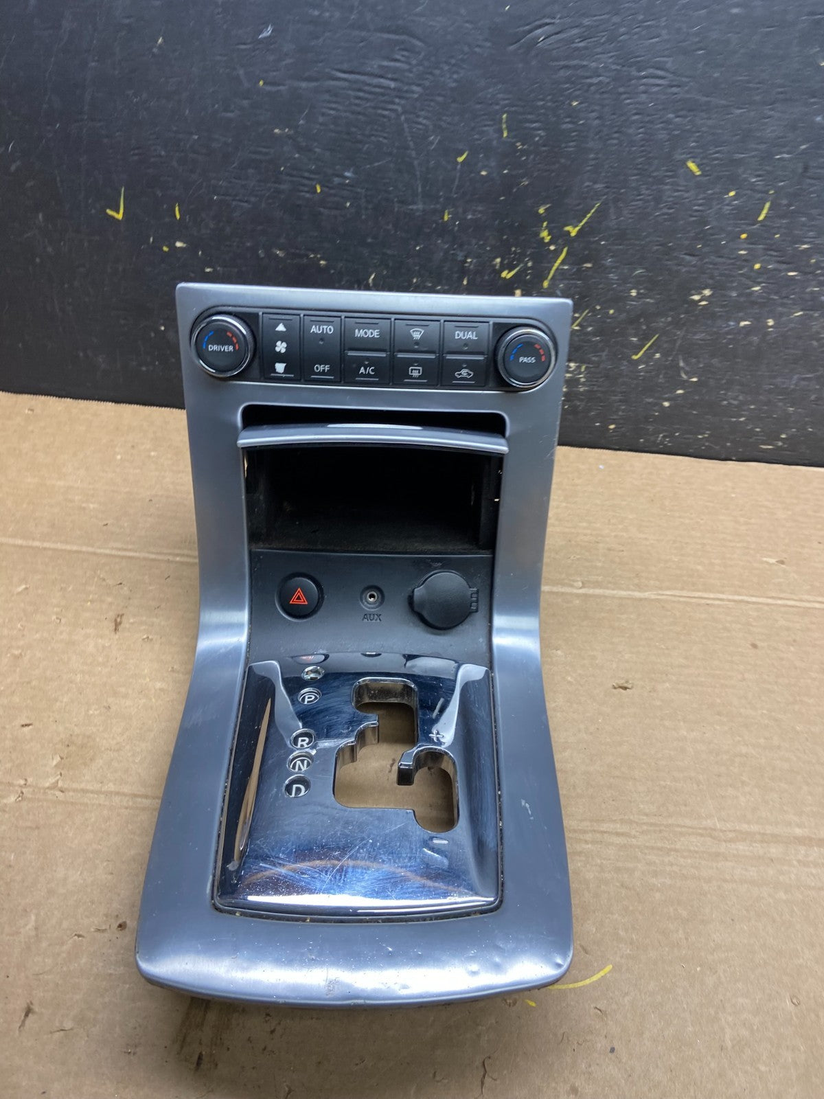 2007 2008 Nissan Maxima Climate Control Shifter Floor Bezel Trim OEM w6559 DG1