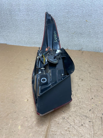 2014 2015 2016 Hyundai Elantra Sedan Right Passenger RH Tail Light OEM AA4053 DW6