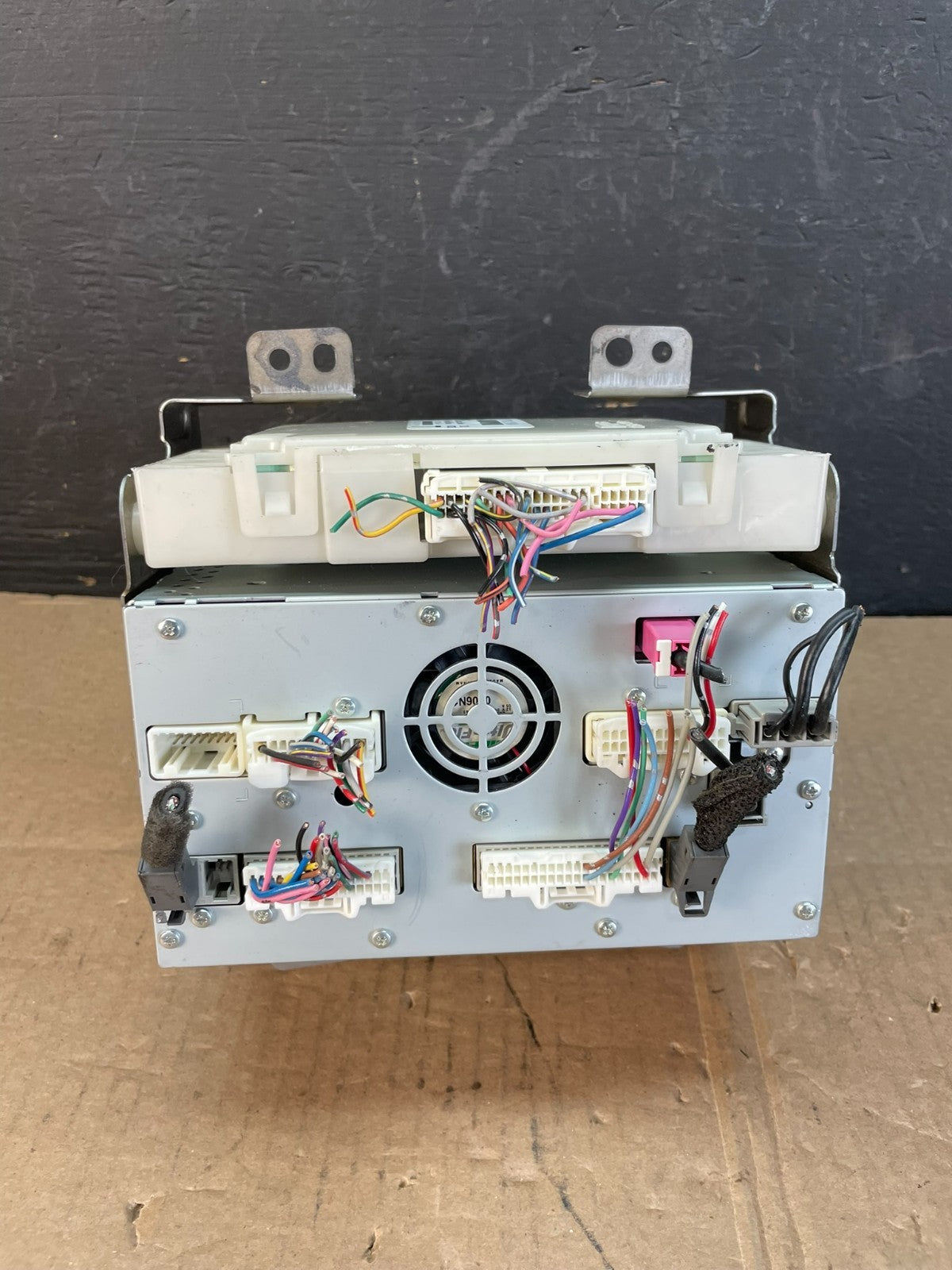 2010 - 2011 Nissan Murano Maxima   Radio CD Player AM/FM Receiver AC4894 DG3
