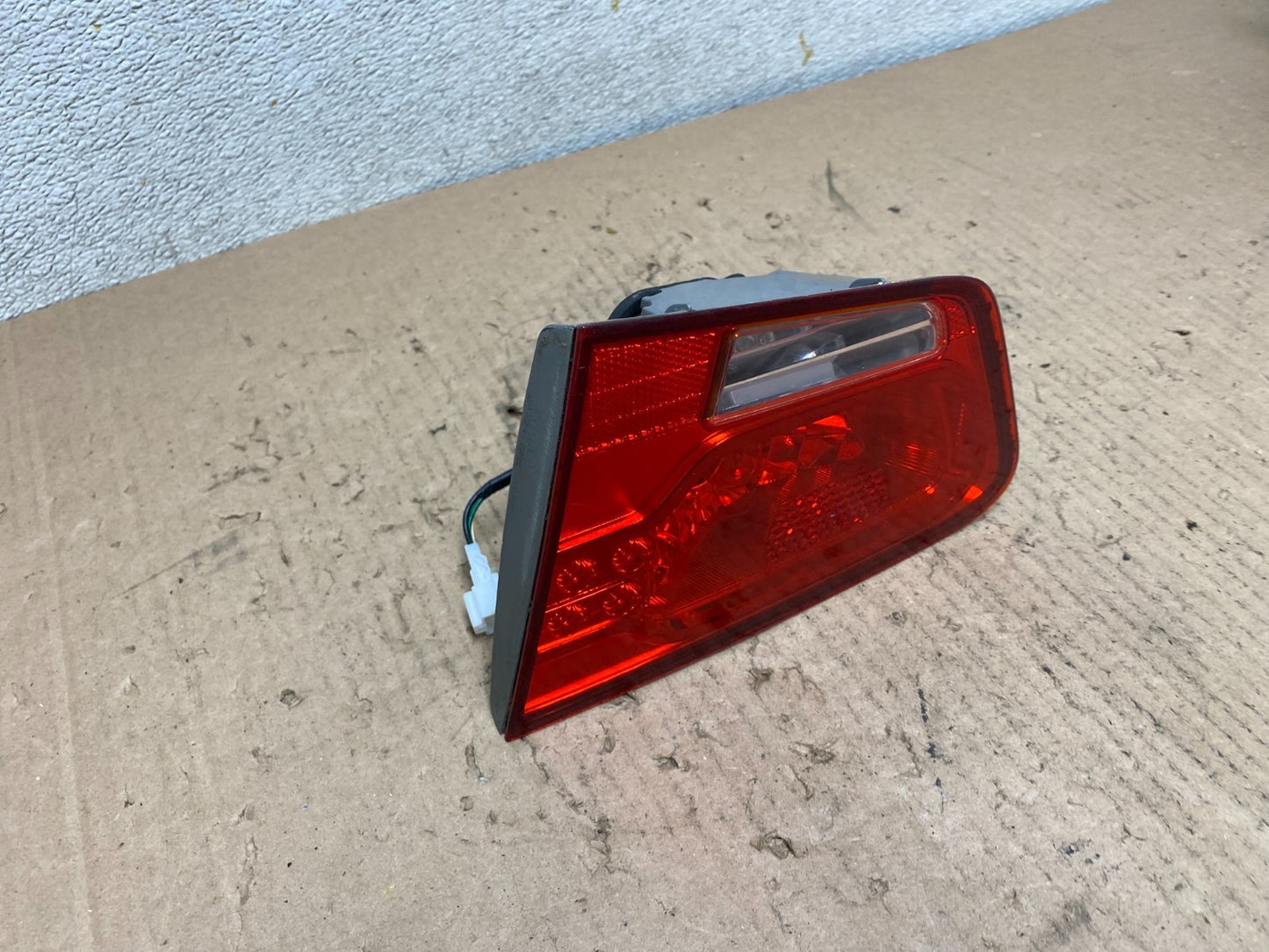 2010 to 2013 Kia Forte Right Passenger RH Side Tail Light Inner P9682 DW2