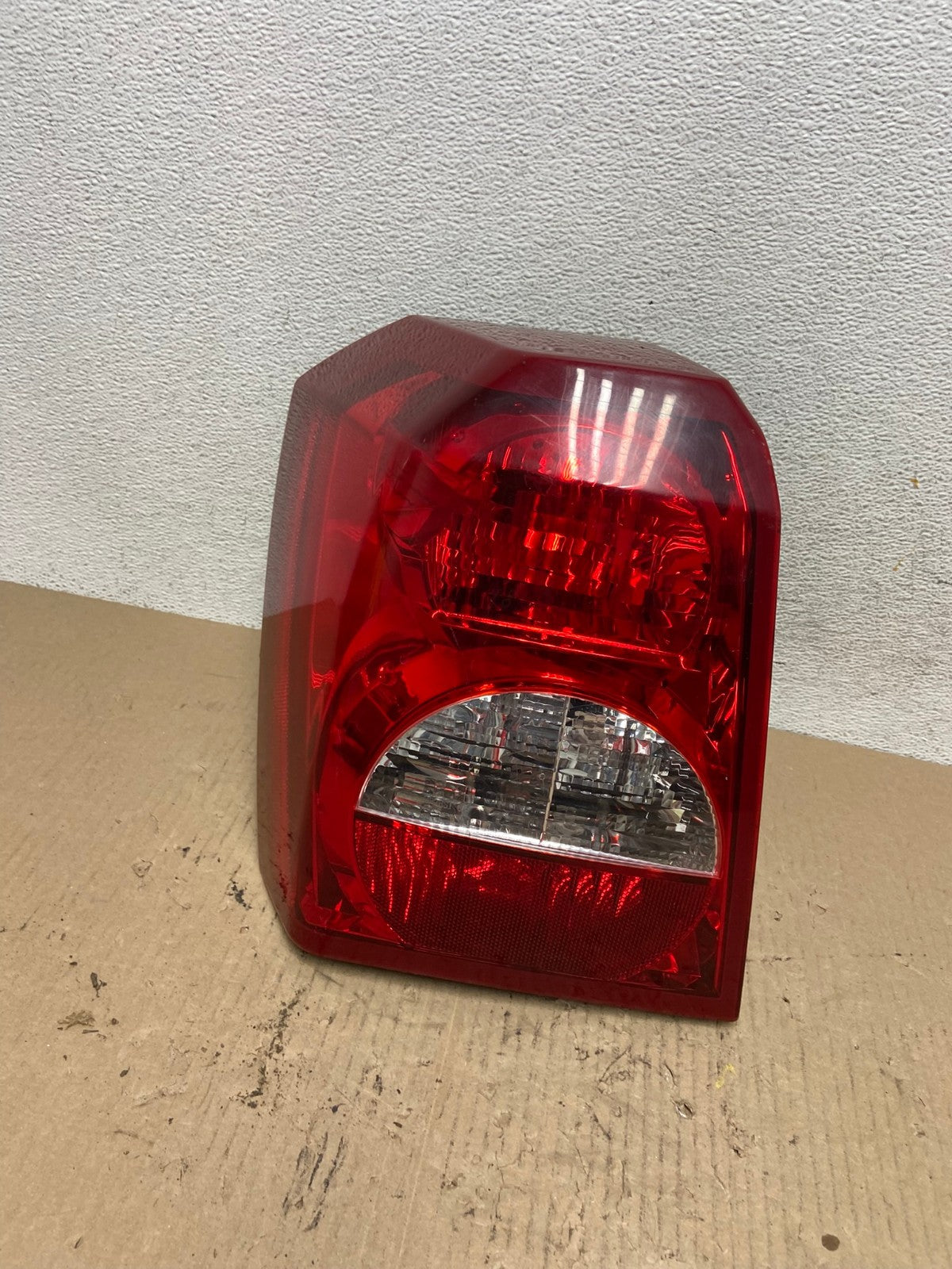 2008 2009 2010 2011 2012 Dodge Caliber Tail Light Left Driver Side AF5947 LK0
