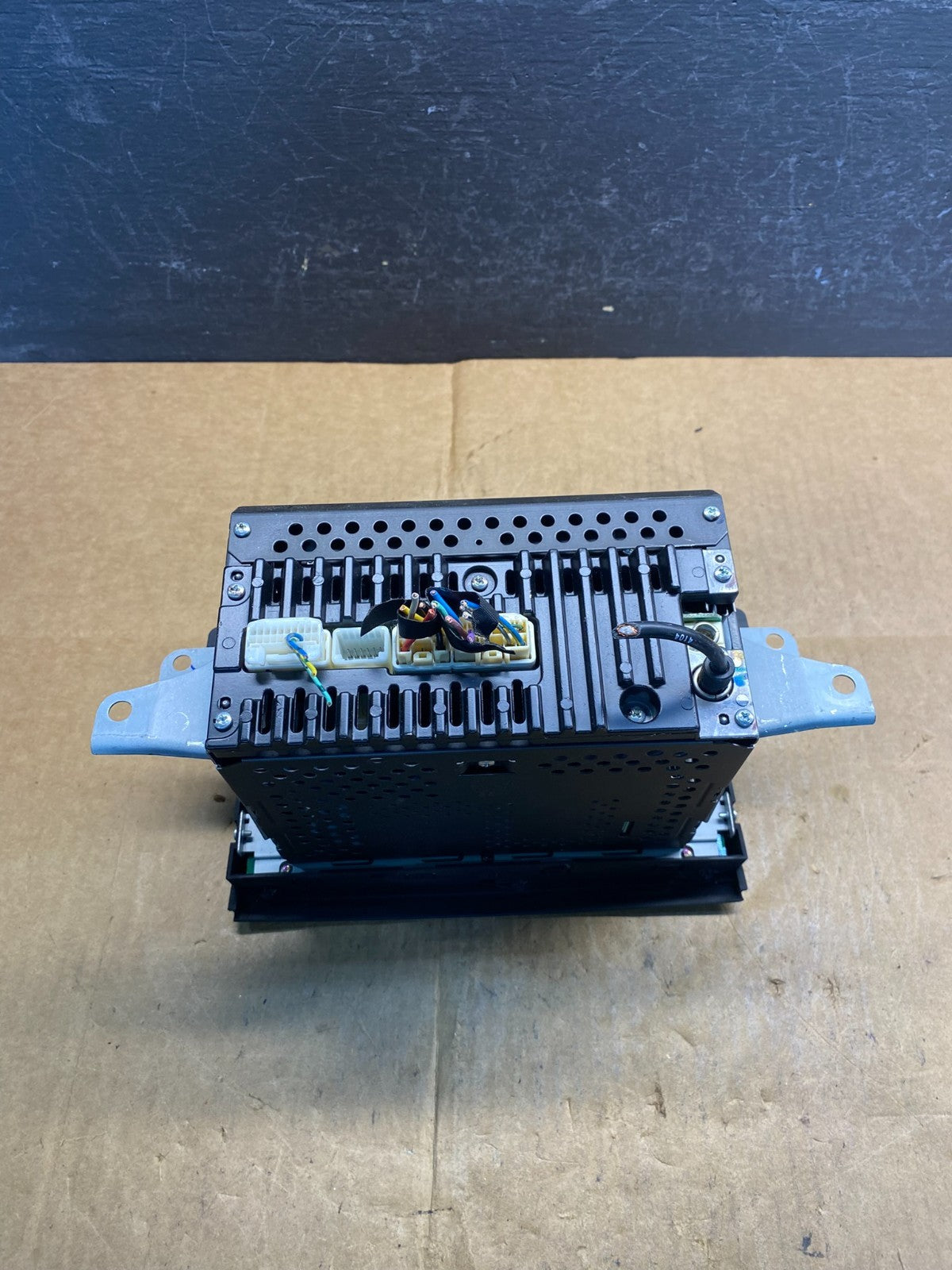 2004 to 2010 Toyota Sienna AM FM CD WMA Mp3 Radio Receiver AD3637 DG5