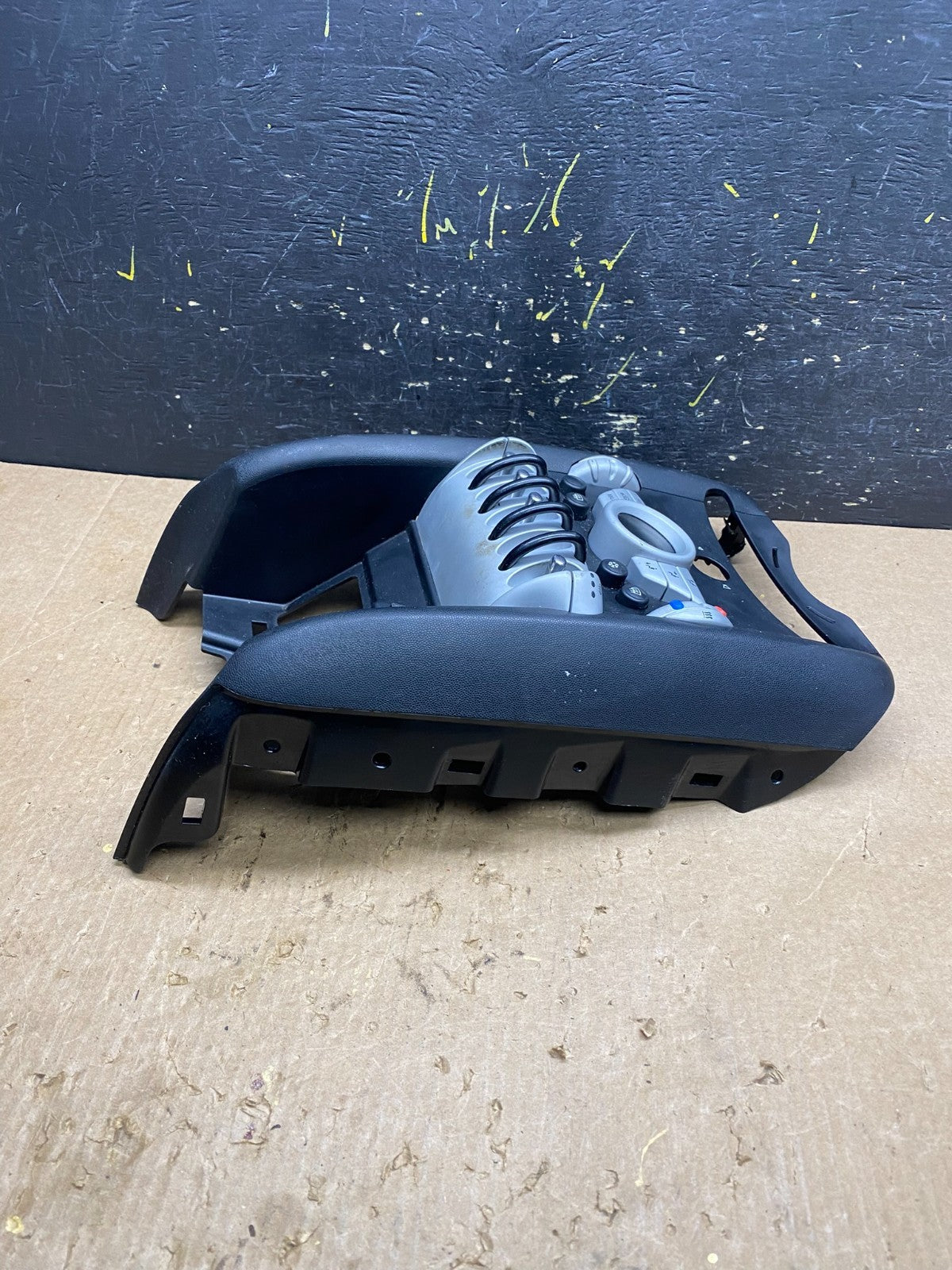 2008 to 2010 Mini Cooper Center Dash Climate Window Control OEM z4411 DG2