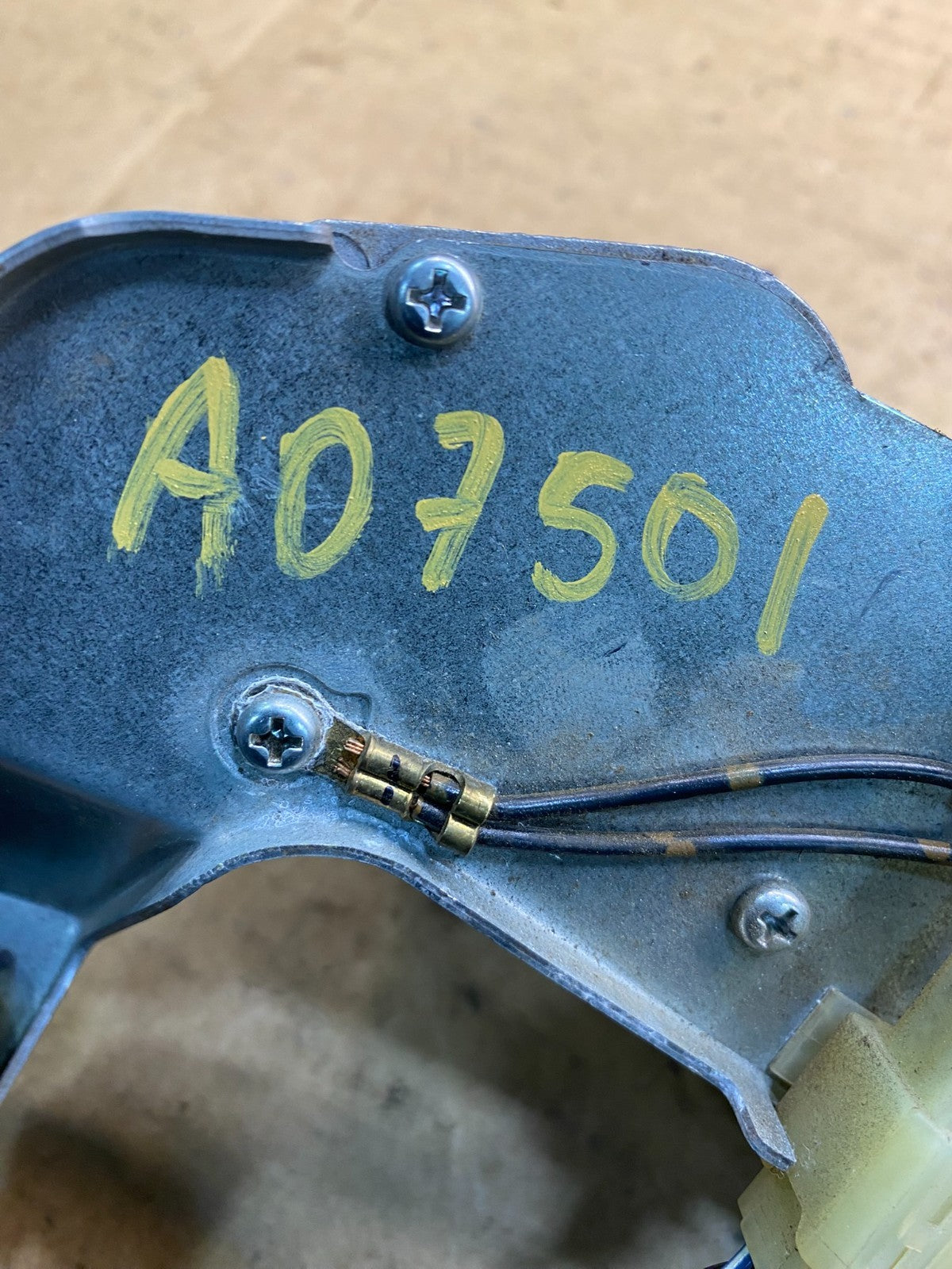 2003 to 2005 Subaru Forester Rear Wiper Motor 86510SA070 AD75014