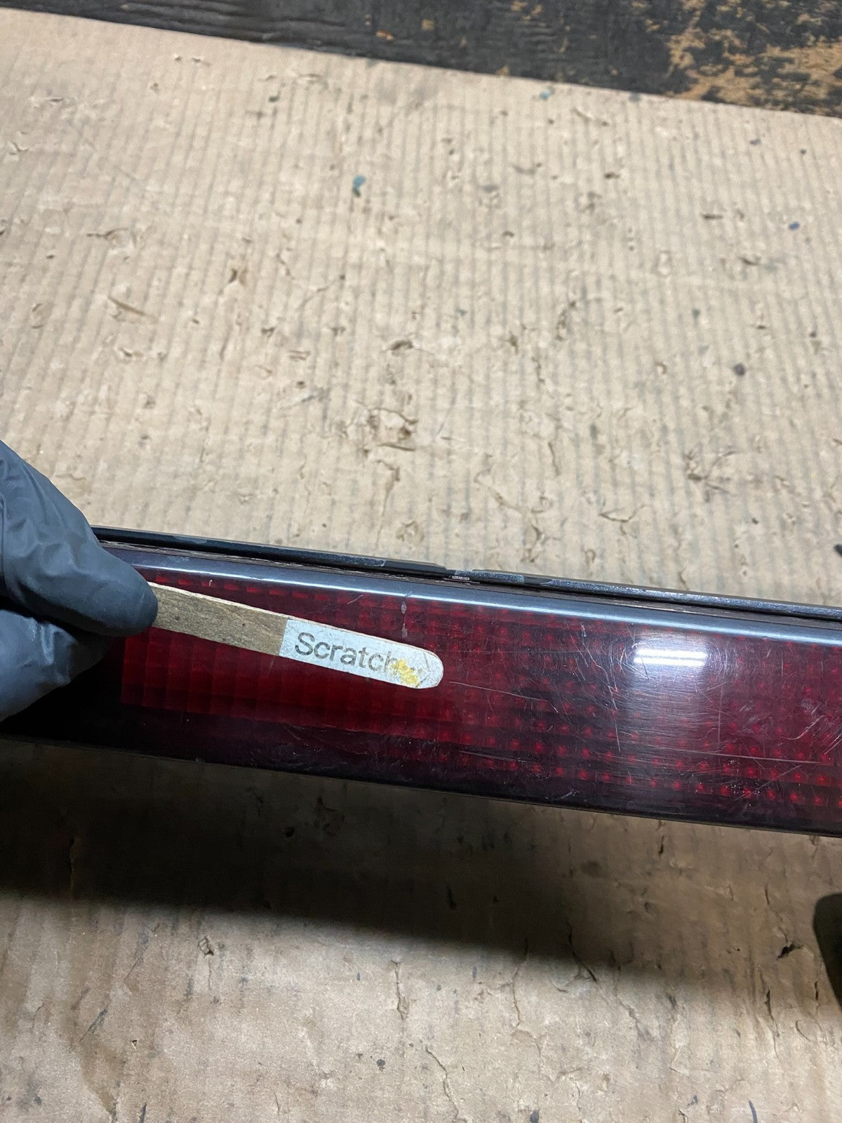 1991-1995 Dodge Stealth Turbo Rear Center Reflector Tail Light Panel X0204 DG3