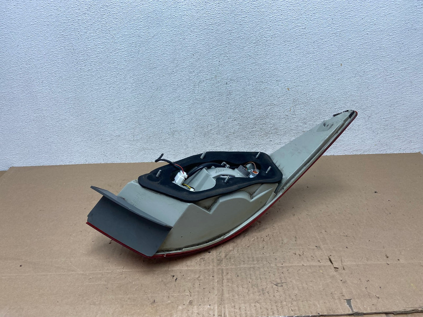 2011 2012 2013 Hyundai Sonata Right Passenger RH Tail Light AE6172 LK3