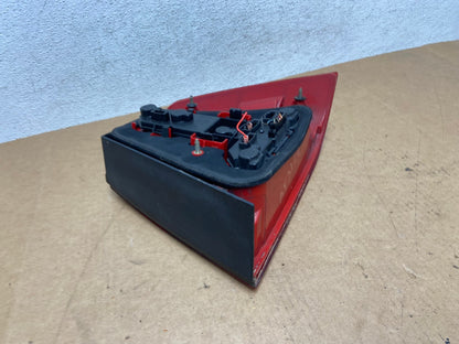2004 to 2005 Volkswagen Jetta Left Driver LH Side Tail Light AE3129 LK4
