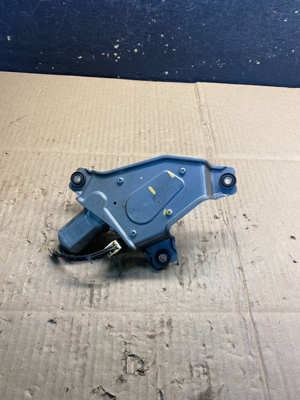 2014-2021 Dodge Durango  Tailgate Back Door Rear Wiper Motor Wiper aa7424 DG3