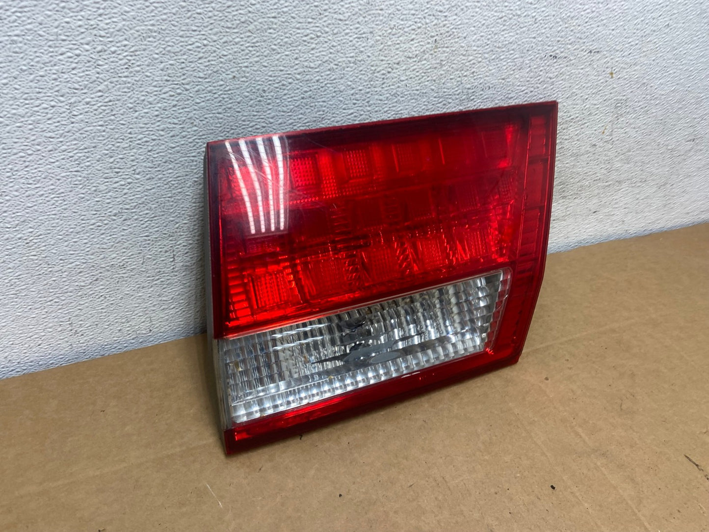 2005 2006 2007 Honda Odyssey Inner Right Passenger RH Tail Light AD5318 LK2