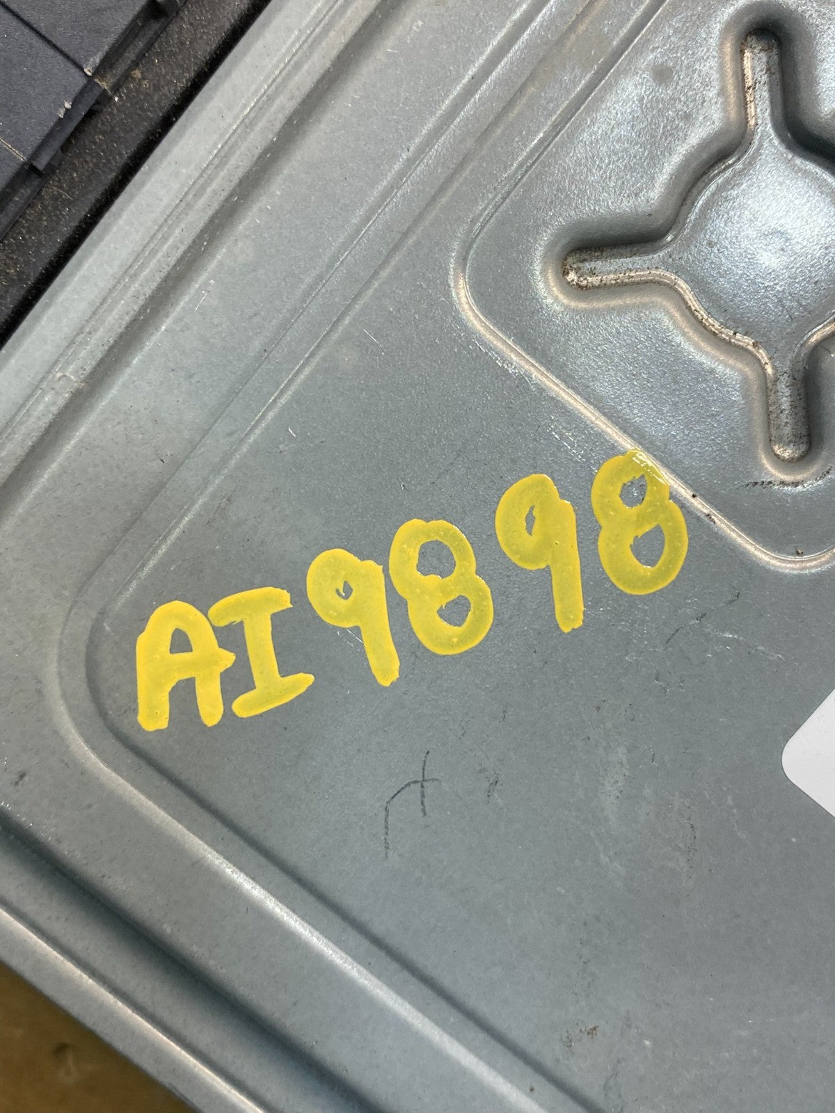 2007 - 2011 BMW 328i 528i E90 ECM ECU Engine Computer 7594483 AI9898 DW3