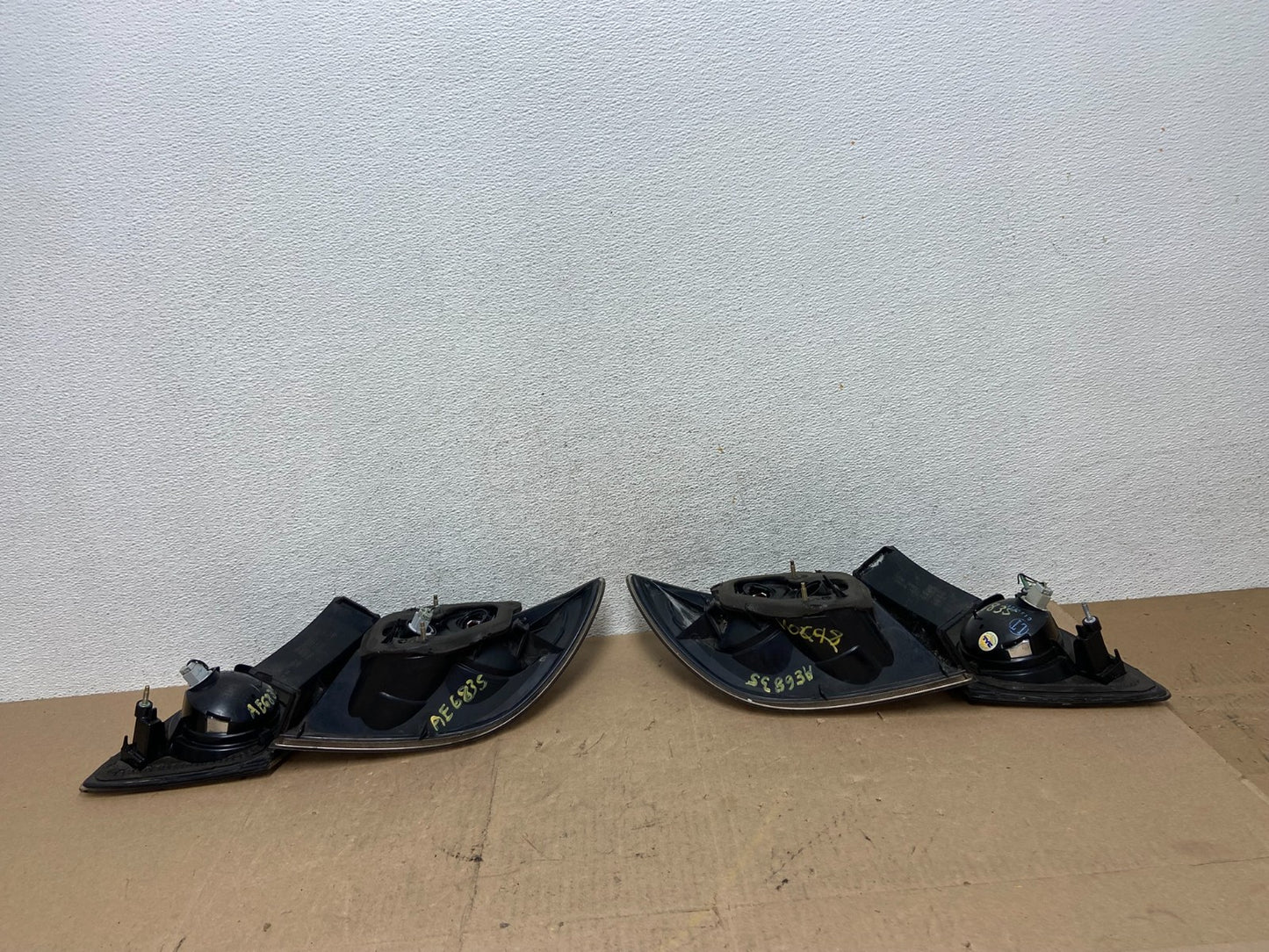 2004 2005 2006 Mazda 3 Hatchback Left+Right Side Tail Lights AE6835 DW6