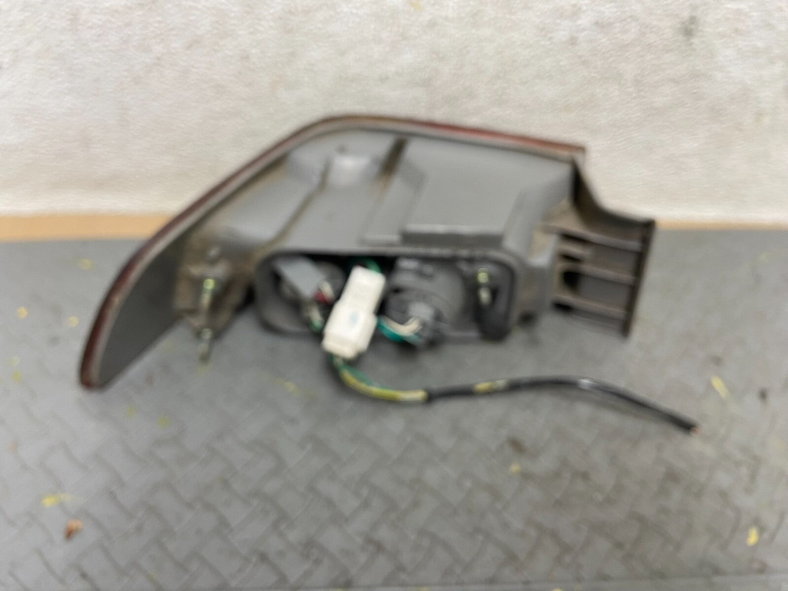 1997 1998 1999 Toyota Camry Tail Light Right Passenger Rh Side Oem C7260 PS4