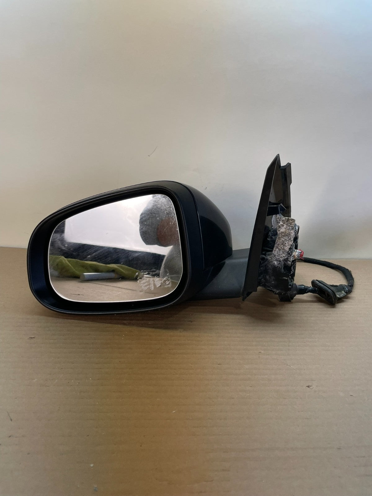 2011- 2018 Volvo S60 Left Driver LH Front Door View Mirror AH8644 DG9
