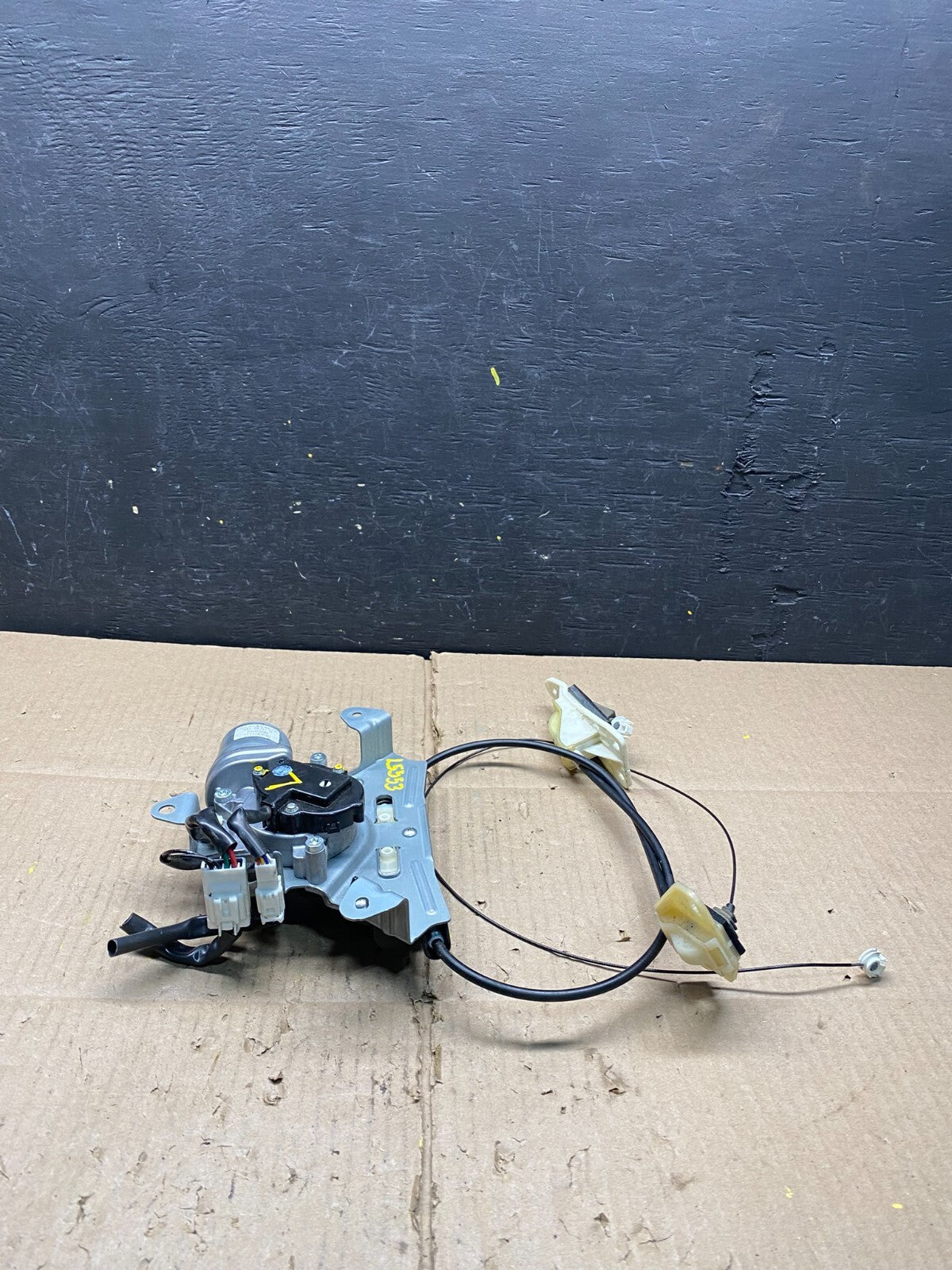2011 to 2017 Nissan Quest Rear Left Side Power Sliding Door Motor Wire L5553  DG2