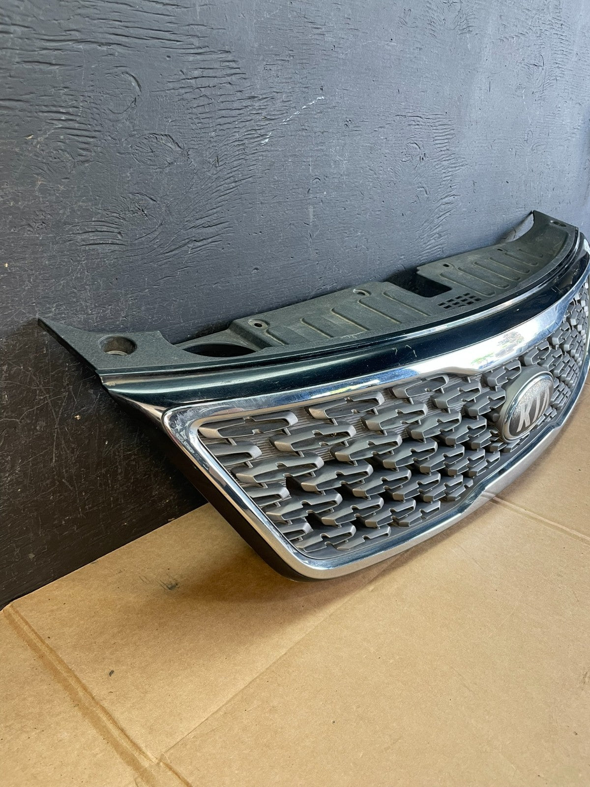 2014 2015 Kia Sorento Front Upper Grill Grille AE0851 DG2